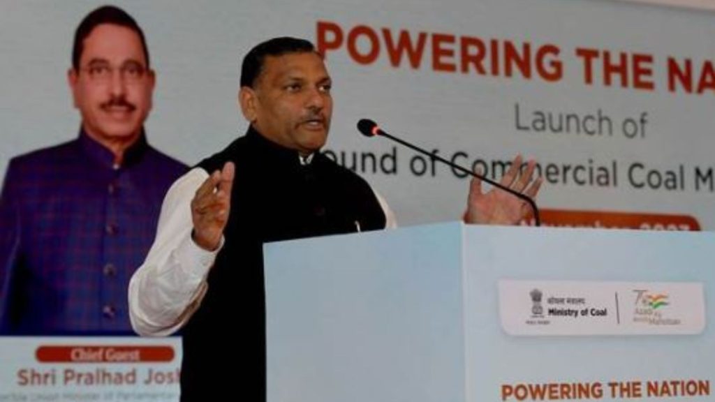 2030 तक भूमिगत खदानों से 100 मिलियन टन उत्पादन पर जोर: केंद्रीय मंत्री प्रल्हाद जोशी 2 केंद्रीय मंत्री प्रल्हाद जोशी