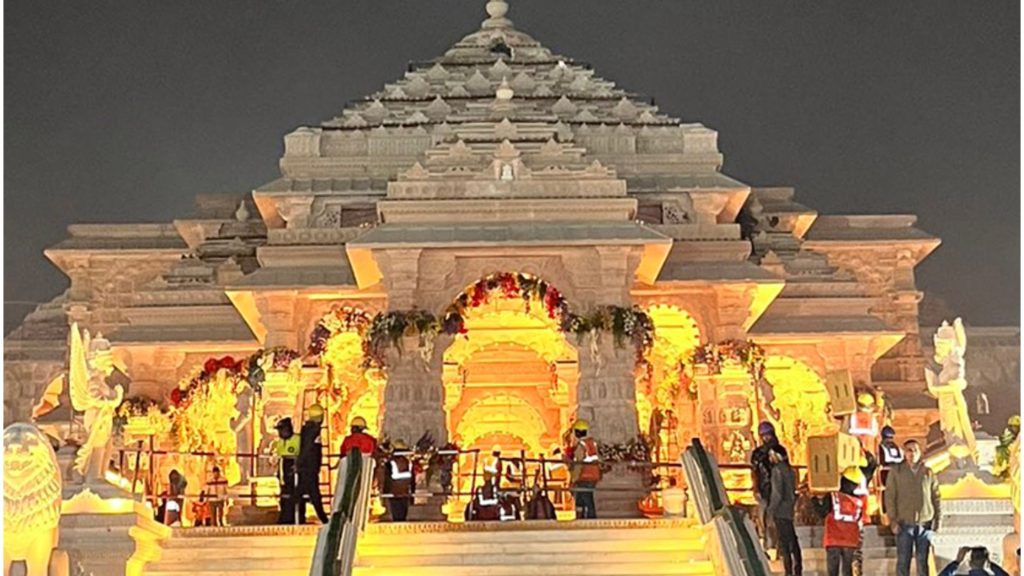 रामलला की प्रतिमा की तरह मंदिर का निर्माण भी है अलौकिक 