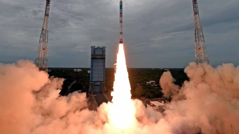 अंतरिक्ष में ISRO की नई सैटलाइट