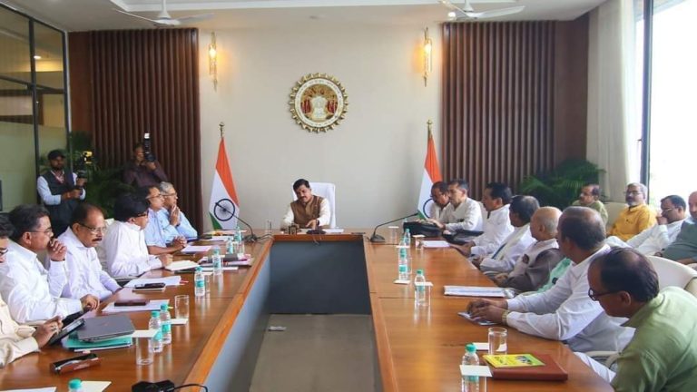 किसानों को गौ-पालन और सौर संयंत्रों के प्रयोग पर मिलेगा पूरा प्रोत्साहन; सीएम यादव