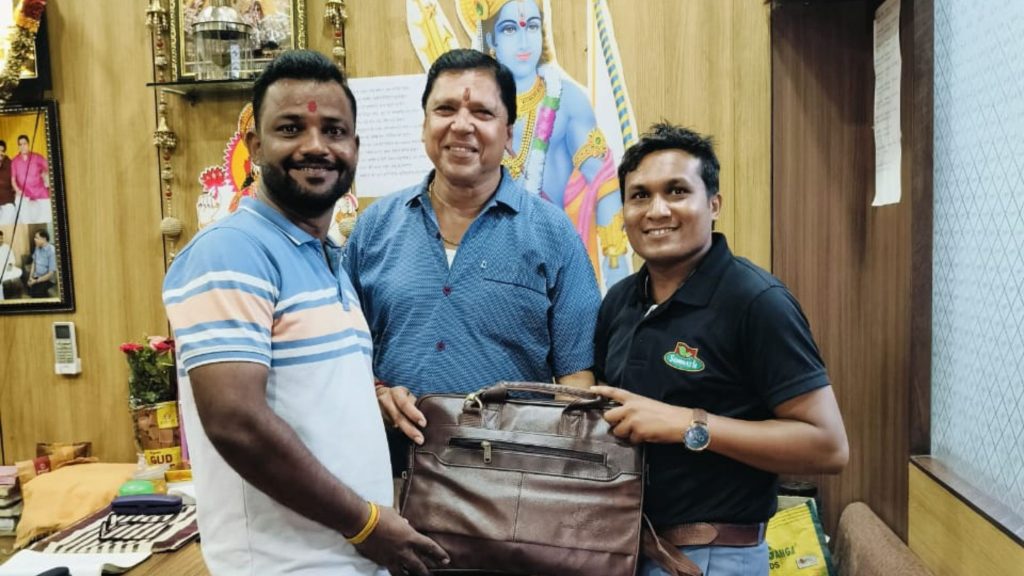 सादगी से मना वरिष्ठ पत्रकार एवं जागरुक कृषि आदान विक्रेता संघ के जिलाध्यक्ष का जन्मदिन 2