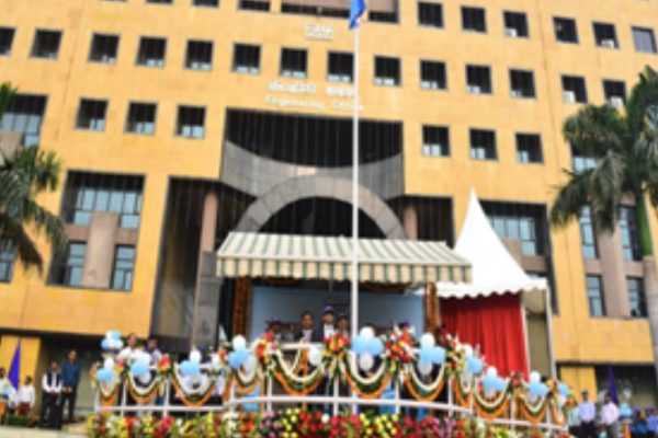 एनटीपीसी ने मनाया 50वां स्थापना दिवस.