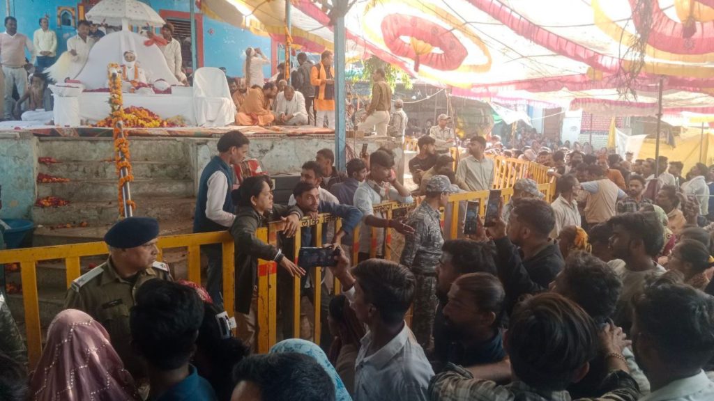 हे माँ! महँगीबा बड़भागी तू जो ऐसो लाल जनायो... 4 Siyarambaba