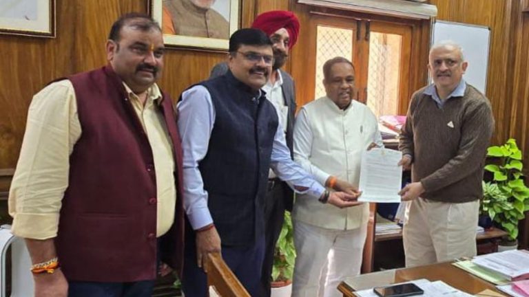 1 नवम्बर से जरूरी होगा बीजों पर क्यूआर कोड और लीफलेट