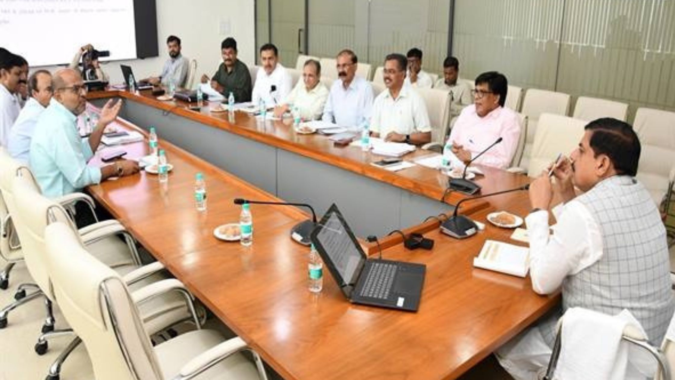 We will conduct a survey in forest villages will give leases to those who have been left out Chief Minister Dr. Yadav