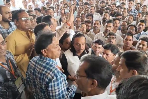 सैंपल फेल होने पर दोष कंपनी का माना जाए, न कि विक्रेता का — कृषि आदान विक्रेताओं की मांग If the sample fails the fault should be of the company and not the seller demand of agricultural input sellers