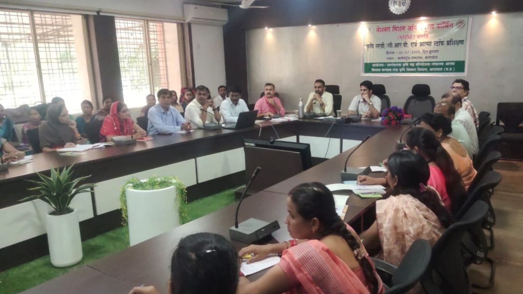 Training workshop organized in Balaghat to promote natural farming 02