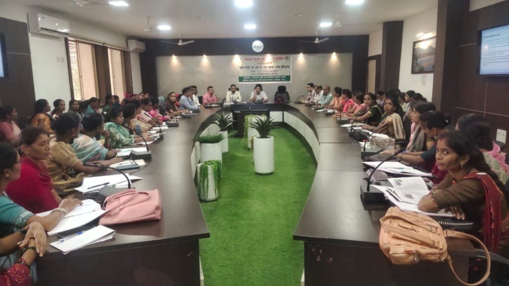 Training workshop organized in Balaghat to promote natural farming 0333